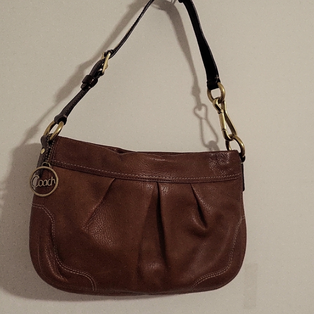 Coach Vntg Hampton Bag.Warm Brown Pebble Leather.Dark Brown Strap. Excel…